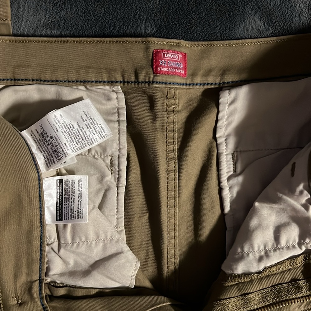 Levi’s Men's Tan Pants regular taper - Picture 2 of 3